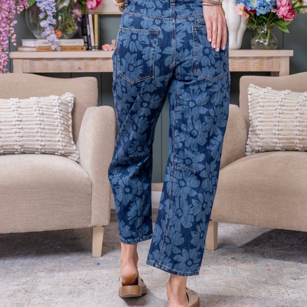 Risen Floral-Pattern Denim Barrel Jeans - Picture 5 of 6